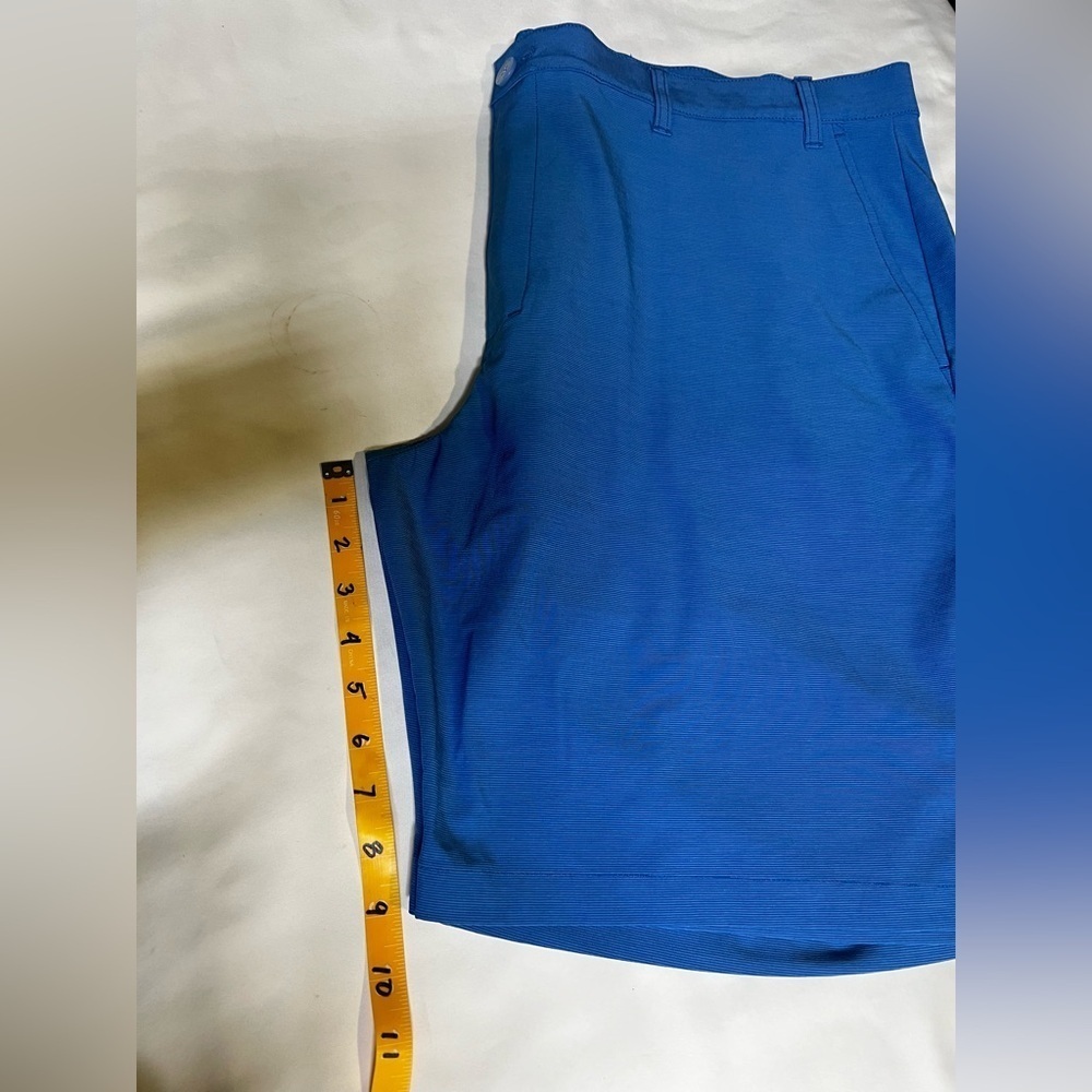 PGA TOUR Men’s Royal blue golf shorts size 44. - Picture 11 of 12